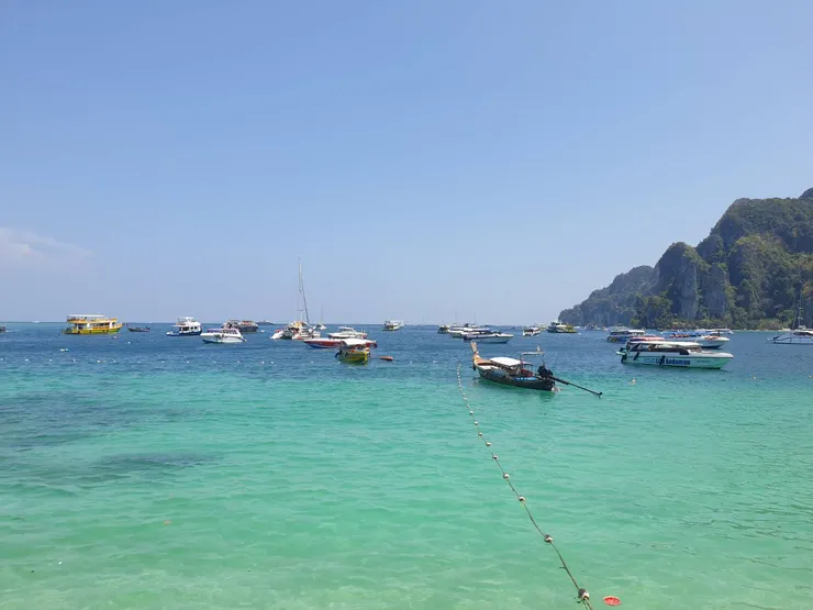 皮皮島美麗的海水