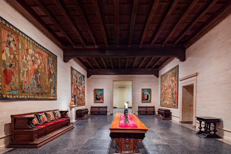 華盛頓特區國家藝廊裡懸掛歷史掛毯的展廳  圖片來源：Chon Kit Leong/Alamy