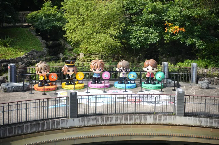 捷運大安森林公園站M層丨五位大神 (照片來源：相信音樂FB)