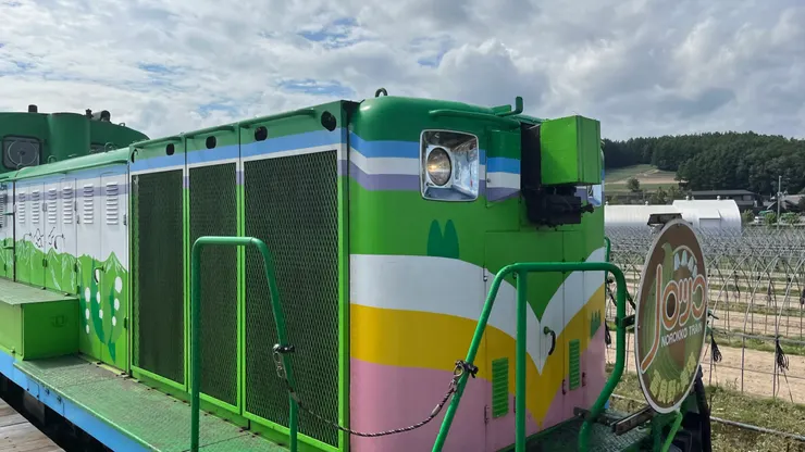 光是車頭就已經相當繽紛。