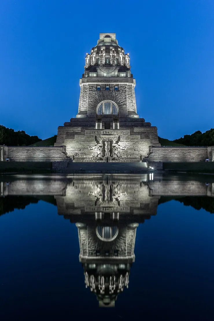 2015年夜晚的紀念碑