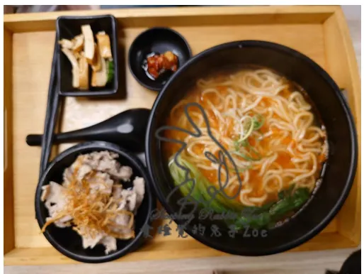 蝦湯豚肉麵
