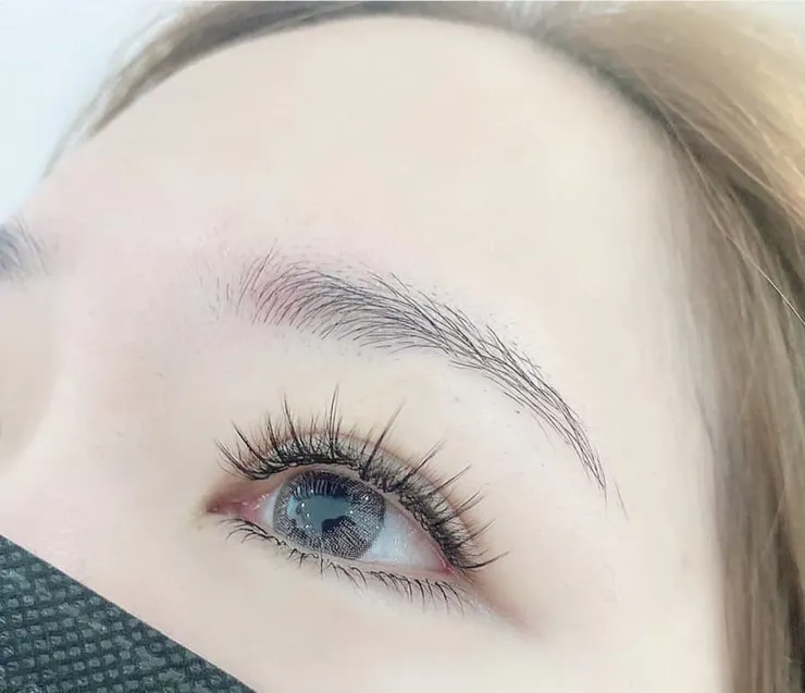 Lulu’s beauty夜間美學，提供專業美睫、美甲及耳燭等多元美學服務。（圖/Lulu’s beauty夜間美學）