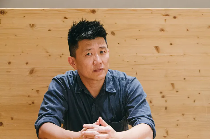 《人生海海》導演廖克發 ╳ 演員陳雪甄專訪。/攝影:ioauue