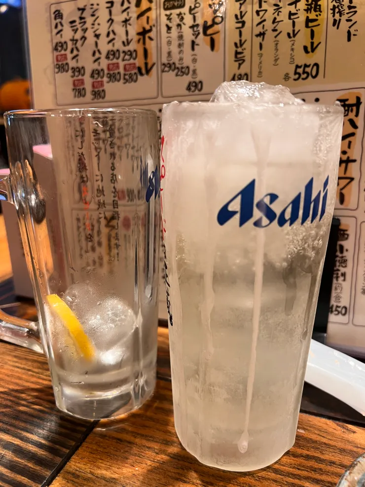 凍到一個極致的啤酒杯