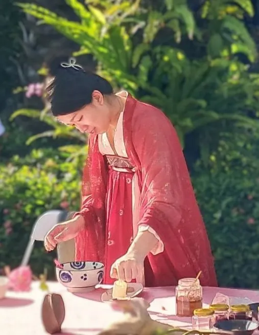 感覺就像為大老爺備饌的賢慧貴夫人