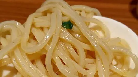 [異國美食]令人噴香的一碗新加坡樂天餐飲集團來的拉麵，集合鮮