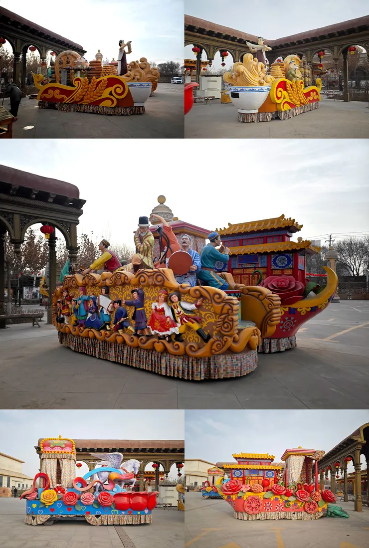 香妃園剪票口前的造型園遊車