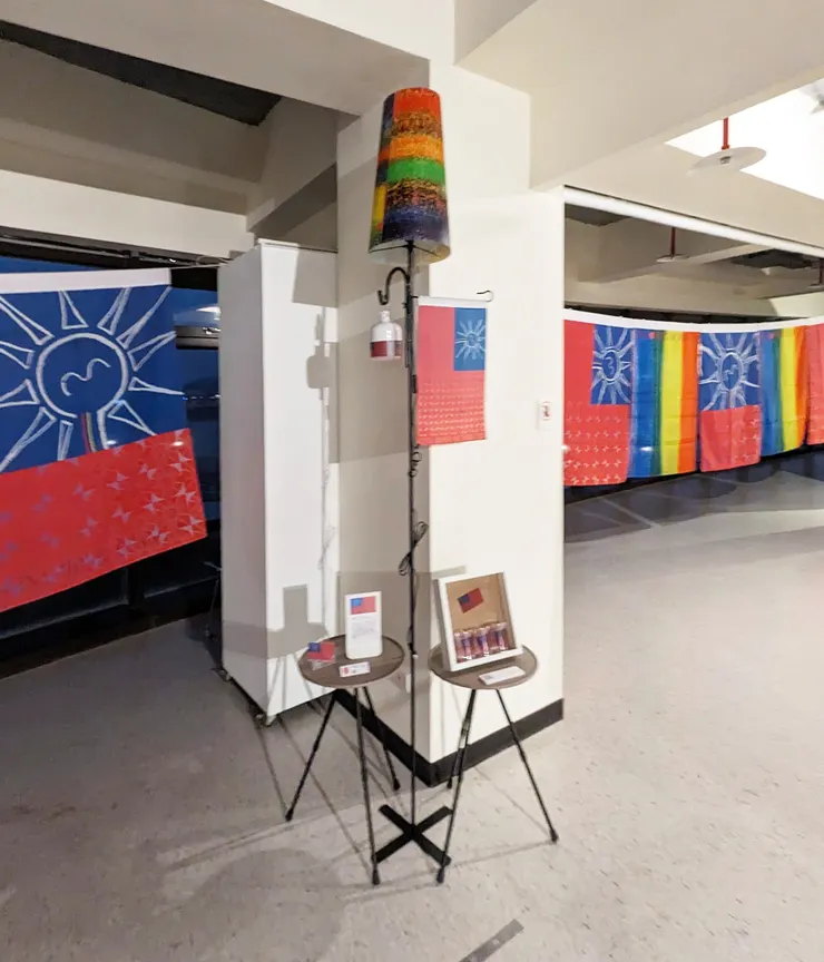 TW｜愛與和平【積吶虹光 LEF 虹貼子】，2023年。