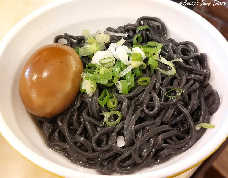 ▲陸軍小館-大溪店/ 圖片來源：Betty's Jump Diary