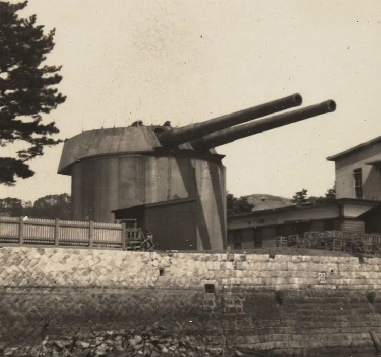 1947年，日本帝國海軍學院江田島的陸奧號原有41公分4號砲塔