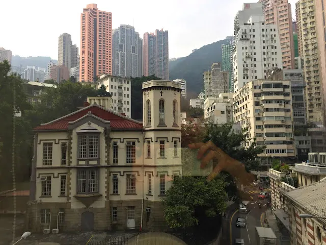 住在蘭桂坊旁邊，滿滿的房子（2016年）