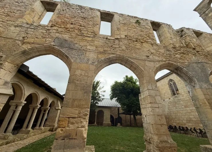 荒廢的科爾德利修道院