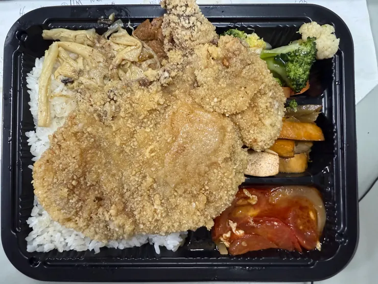 2025/10/17 排骨飯