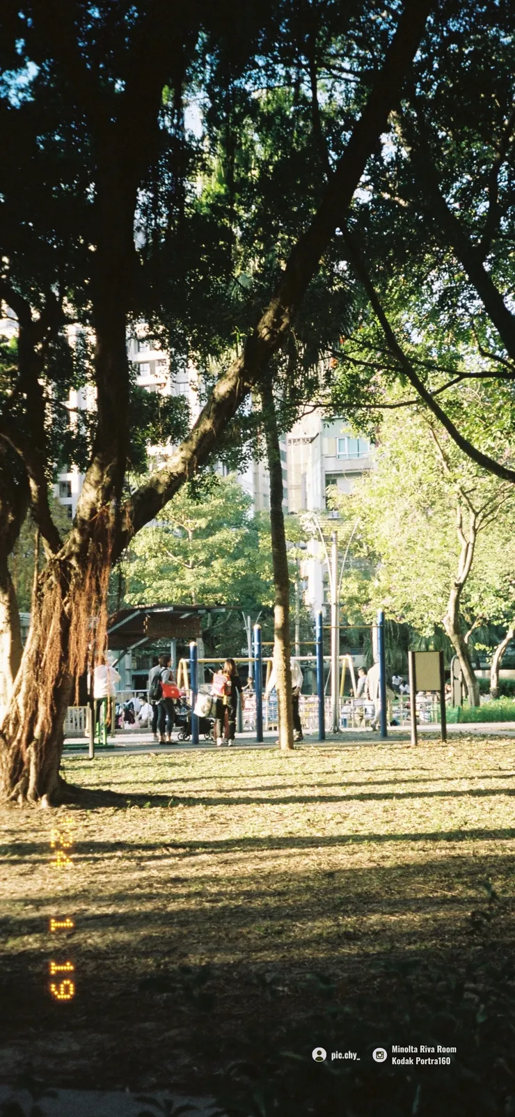 © pic.chy_ | Minolta Riva Zoom - Kodak Portra160