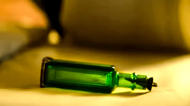 魔法綠色藥水（像不像綠油精🤣