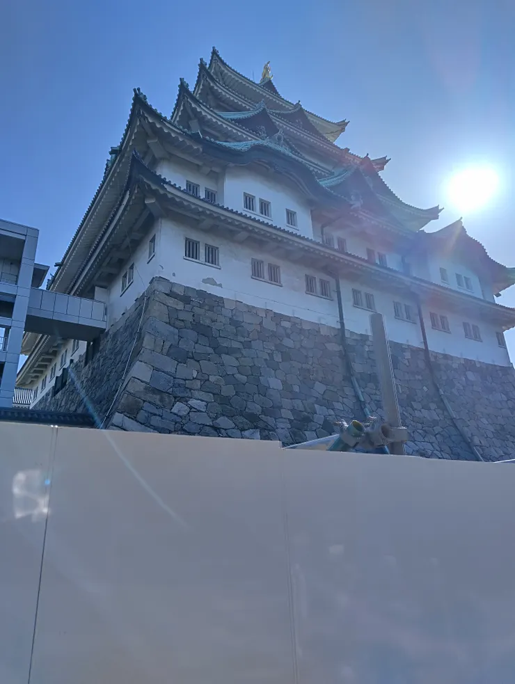 整修中的名古屋城天守閣