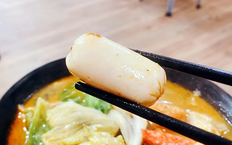 新莊美食推薦2025│四維夜市小吃【辣媽】麻辣/紅燒鴨血臭豆腐（麻辣燙）