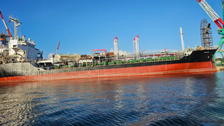 這是用來運送化學原料的船舶!