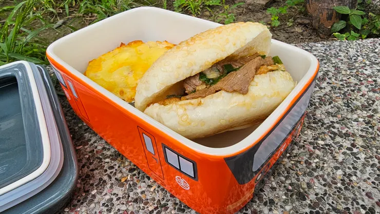 我買的E500陶瓷造型便當!