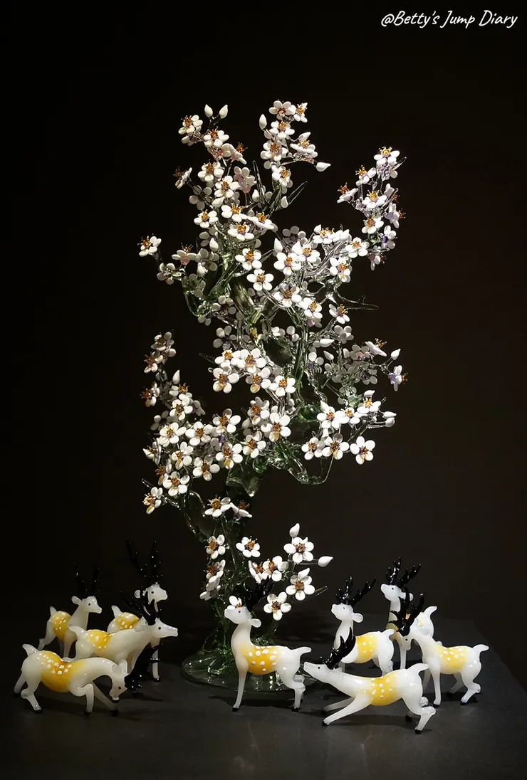 ▲新竹市玻璃工藝博物館-「時光璃影」聯展/圖片來源:Betty's Jump Diary