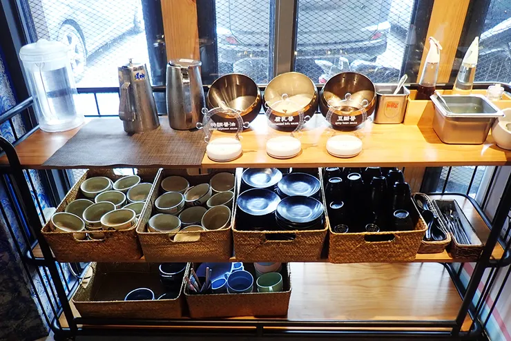 內湖火鍋推薦│柳記螺螄粉火鍋，訂位即送海鮮，當月壽星滿額霸氣贈送海鮮塔