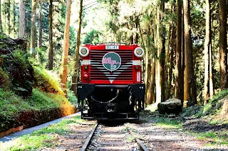 DL41上頭掛有社慶活動主視覺「追越30」HeadMark