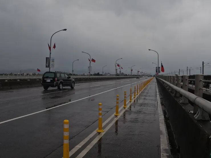 1990年通車的蘭陽大橋。