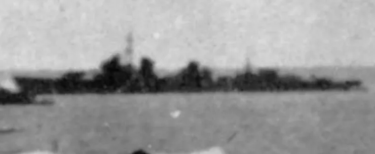 1943年7月，清波號停泊在拉包爾附近