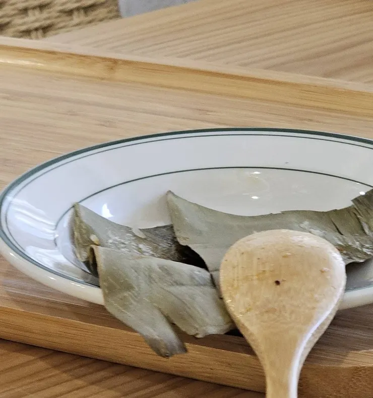 當時太餓來不及拍漁粽就吃掉了😂 殘葉為證真的好吃