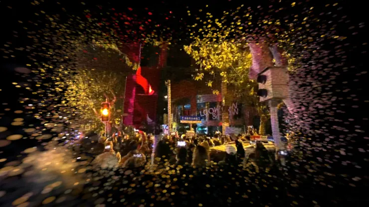 「Teacher Li」的微博企圖在微博審查之下打開一個縫隙，讓光照進不公不義的角落。（圖片來源：https://www.kff.tw/film/content/4575）