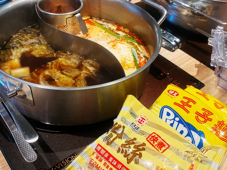  新莊火鍋推薦│大魔大滿足鍋物（新莊店）