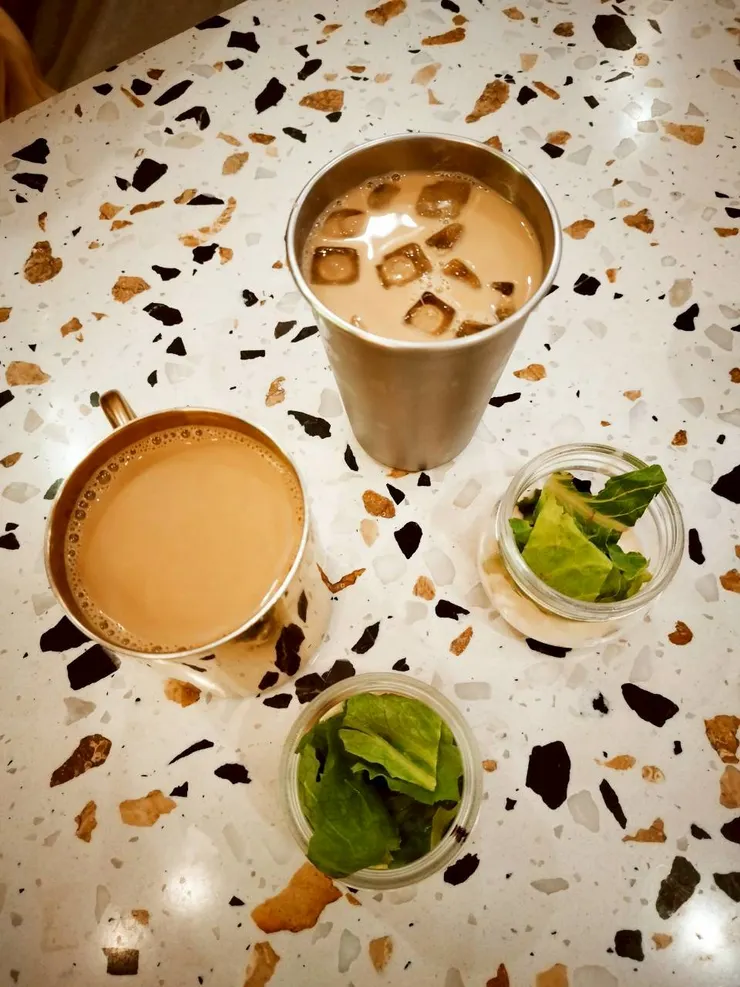 鷹嘴豆泥沙拉+印度奶茶