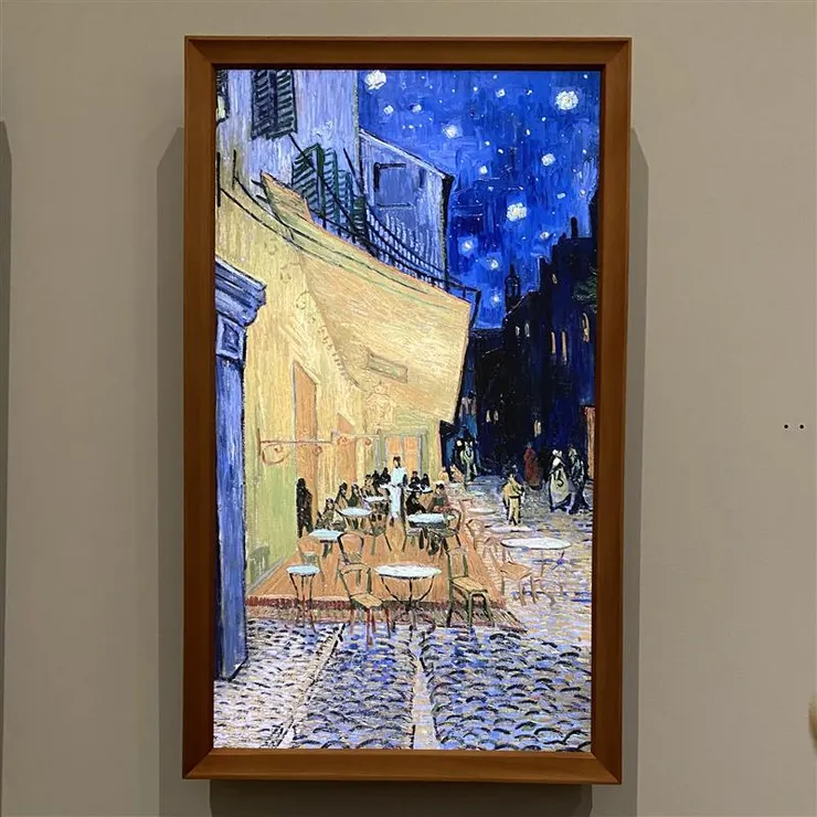 夜晚露天咖啡座