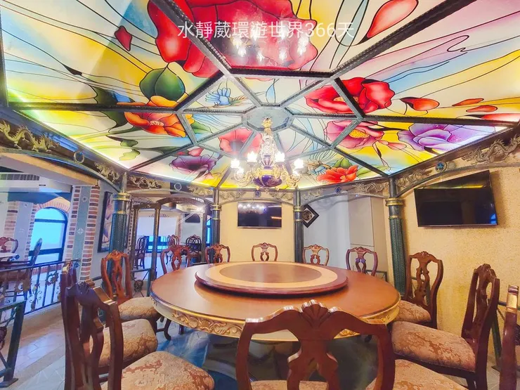 七星潭水上明月景觀度假旅店的明月山寨中餐廳。