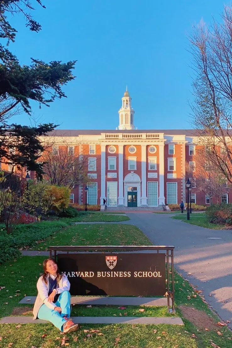 只能走過路過的哈佛商學院