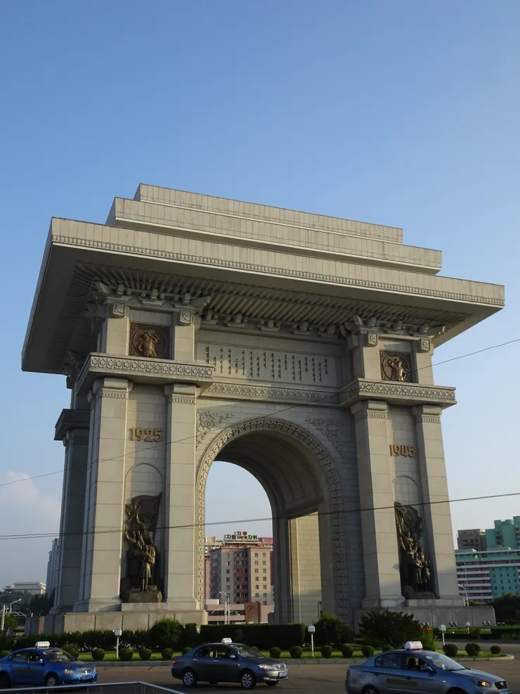 平壤凱旋門