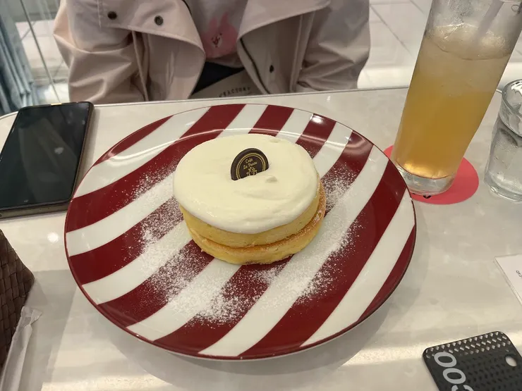 原味鬆餅プレーンパンケーキ和蘋果汁（¥1180+ ¥540）_2024.09.30