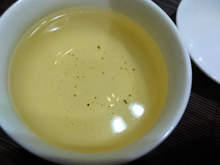 水面反光可見一些毫毛