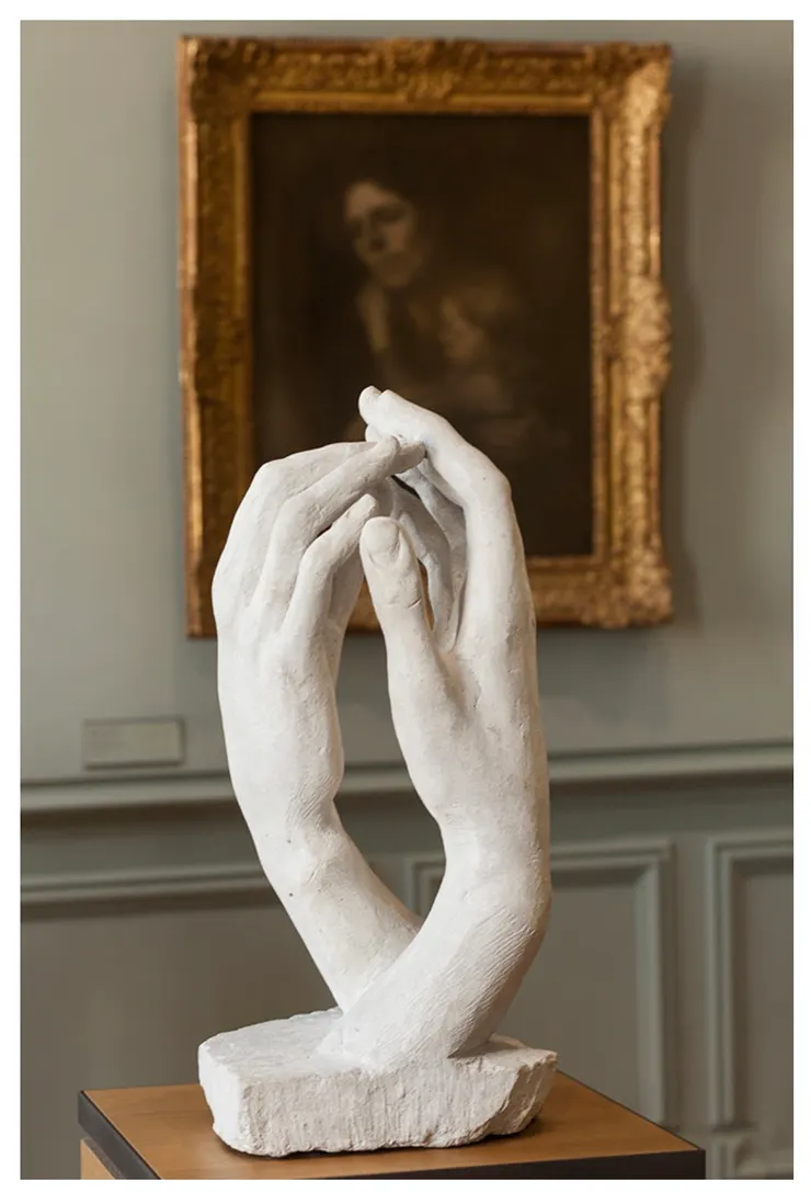 羅丹《大教堂》雕塑（1908）