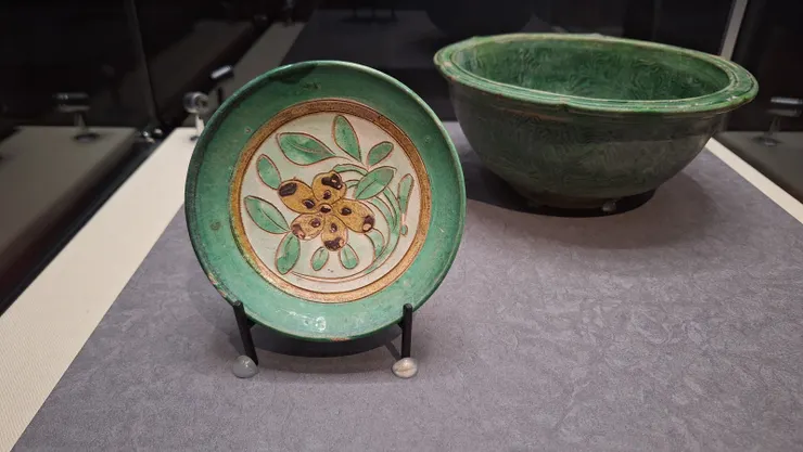 文化藝術】古代陶瓷4品| 新石器三足壺+新石器彩繪尖底壺+漢糧食屋+遼三