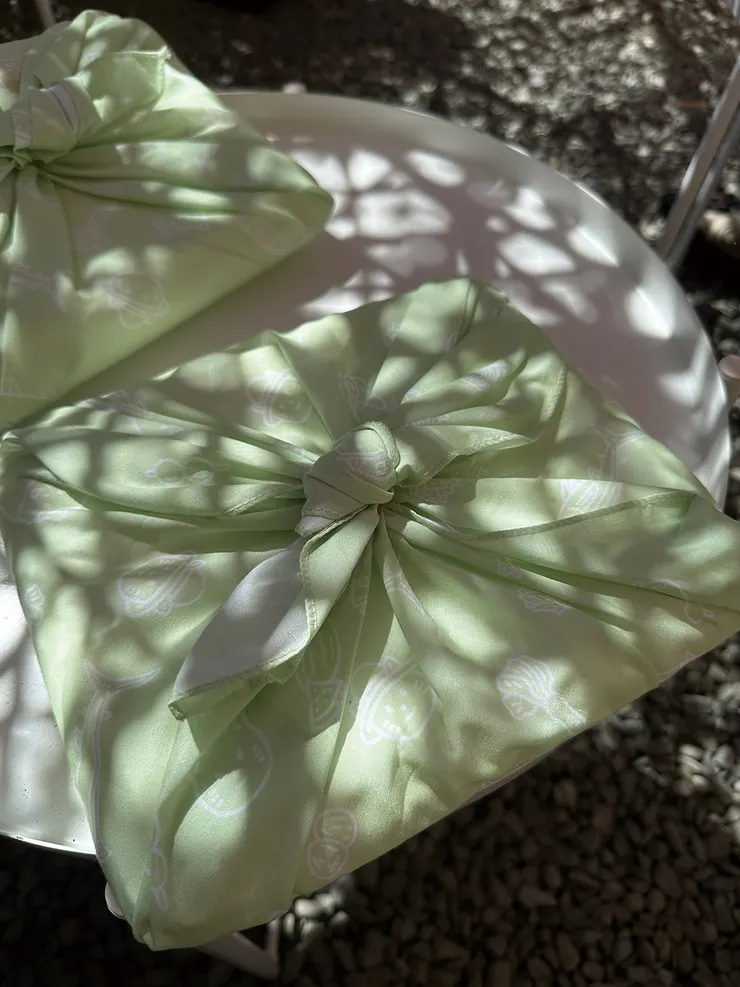 ▲感受有包巾的便當。