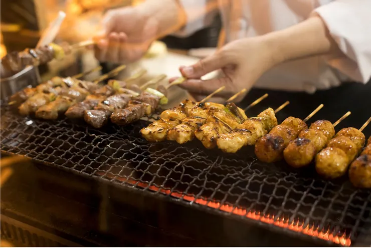 日式串燒的技術性很高啊,入門就是中秋節烤肉,但要到專業等級要練好久