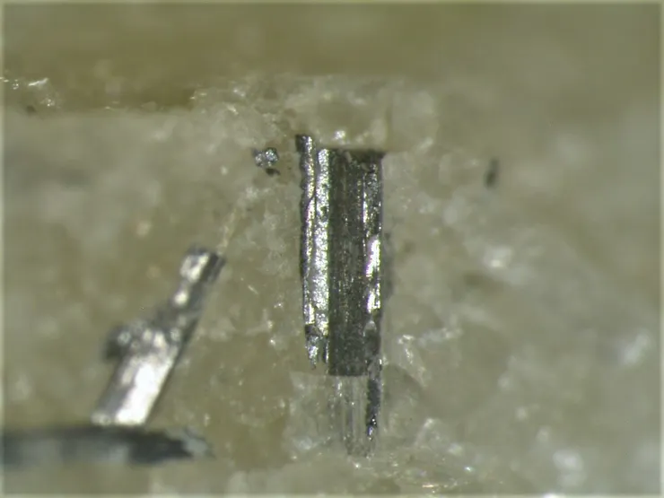 Pollone Mine的Meerschautite