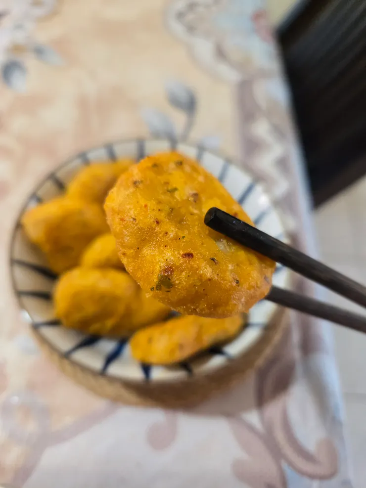 椒麻香氣濃郁雞塊酥脆