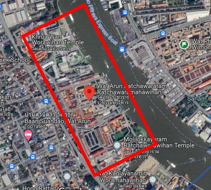 回來查地圖才知道昭披耶河左岸都被政府機關或是佛寺佔據了，所以沒有一條路是可以欣賞夕陽的，最好的地點就是在鄭王廟。