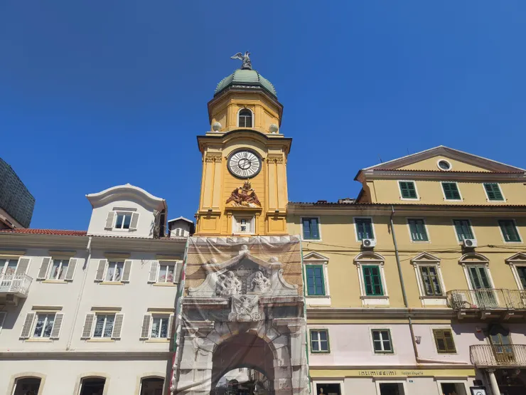 鐘樓正在整修中