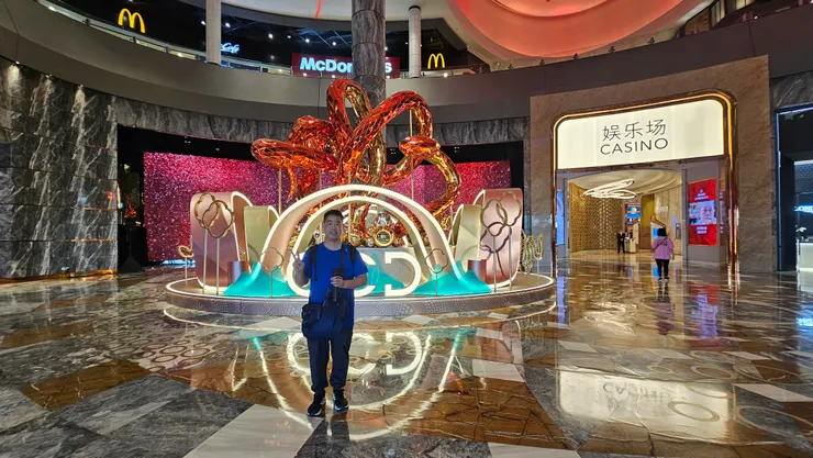 澳門新濠天地的大廳!我這個飯店迷來一趟澳門簡直樂歪了!