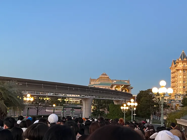 不要懷疑，這就是早上6:30的迪士尼