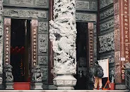 龍柱及浮雕工藝精湛(圖片截圖於網路)